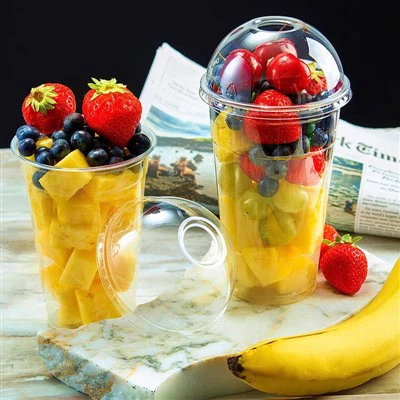 Copos plásticos impressos com tampas